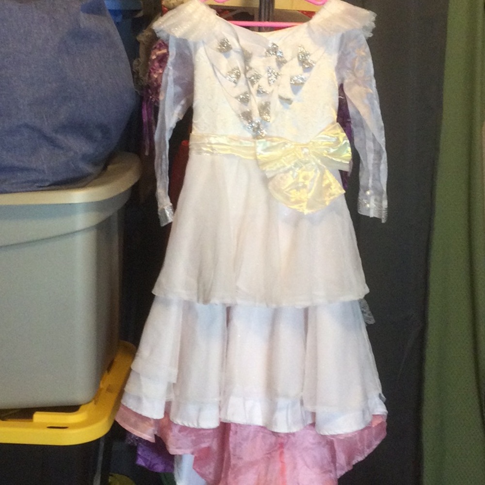 Disney, the wizard of Oz GLINDA  the good witch gown 5/6